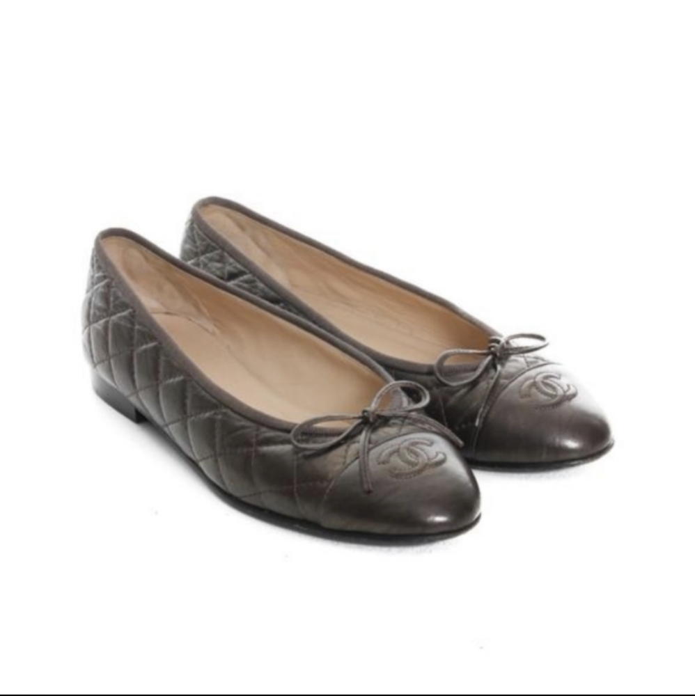 CHANEL Brown Quilted Flats
